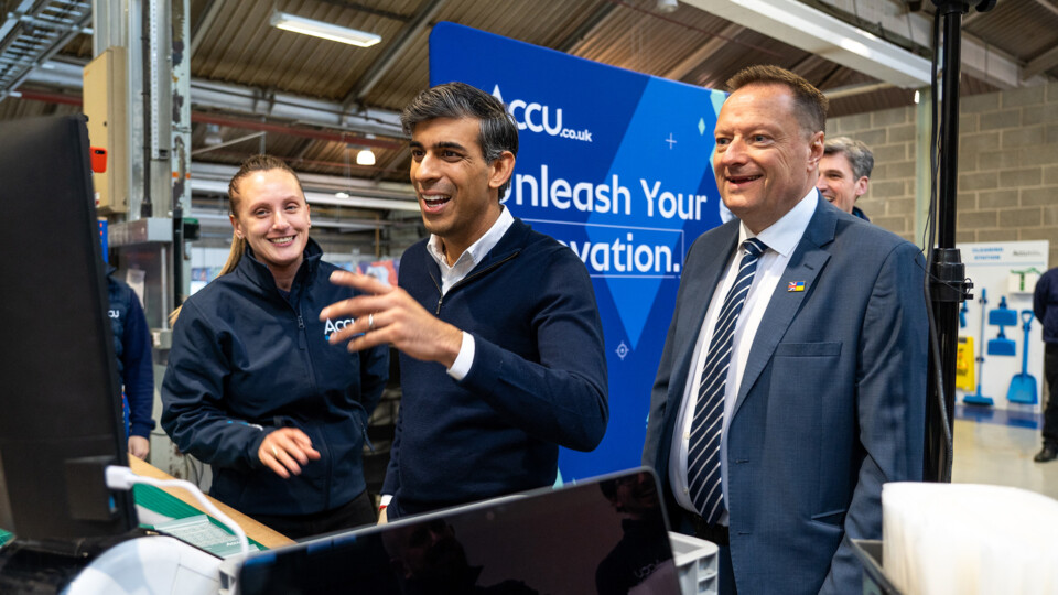 07/03/24 - Doncaster, South Yorkshire. The Prime Minister Rishi Sunak visits Helping Hands with Nick Fletcher MP to meet with community centre volunteers and local residents Picture by Edward Massey / CCHQ