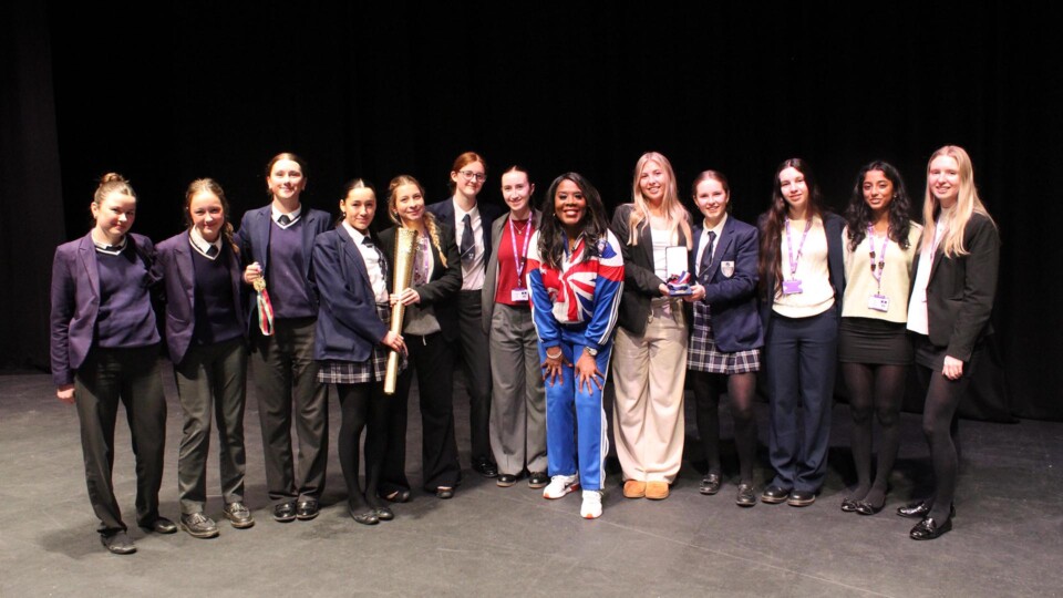 4 GSAL students meet Tessa Sanderson