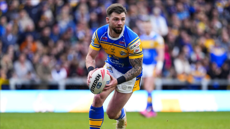 Bulls Sign Ackers