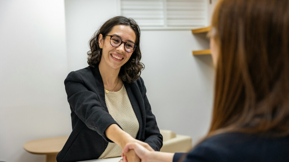 resume-genius-IESB4iFVuzA-unsplash
