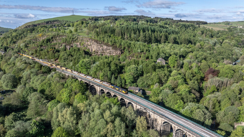 Saddleworth Viaduct_cropped