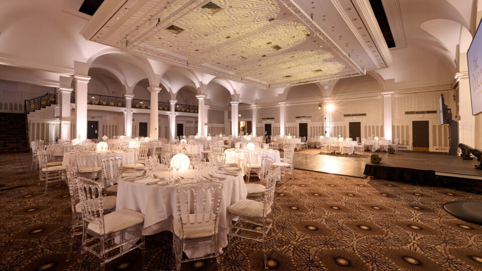 QUEENS JR0297 (4) (1)