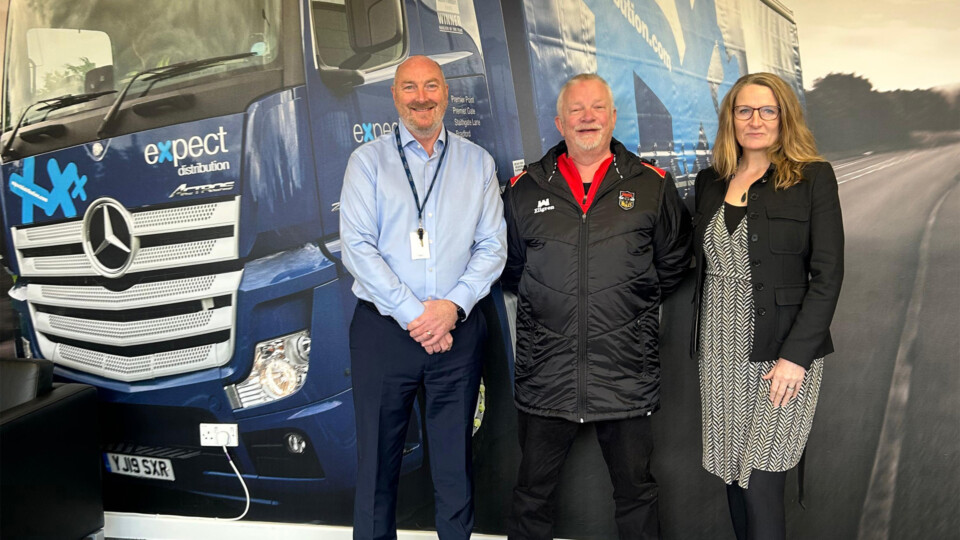 6fe74fb3-05ec-e61e-b204-0a4497ca6570