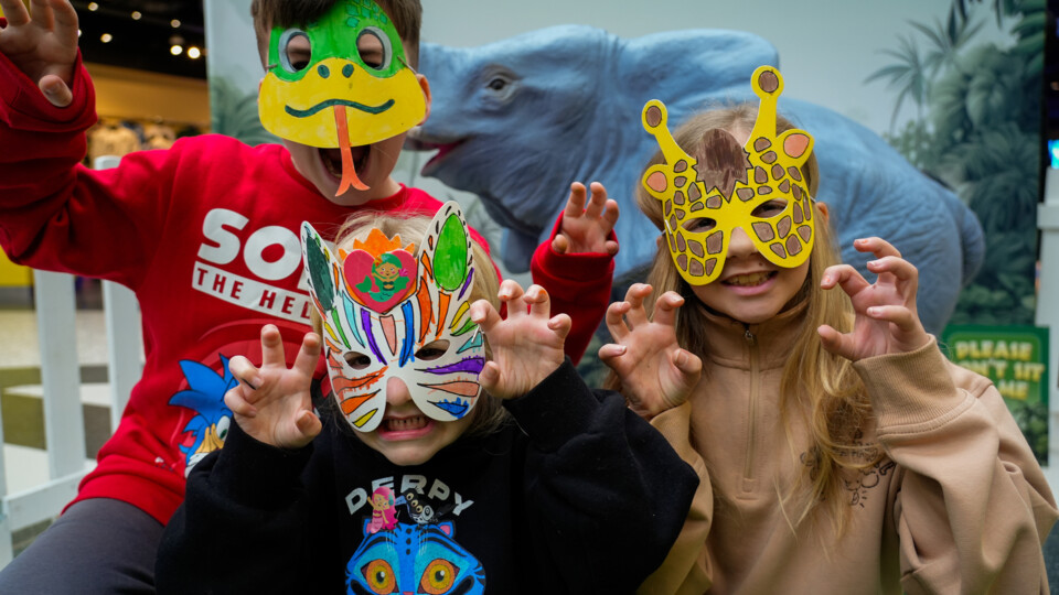 Craft activities at White Rose Shopping Centre (2)