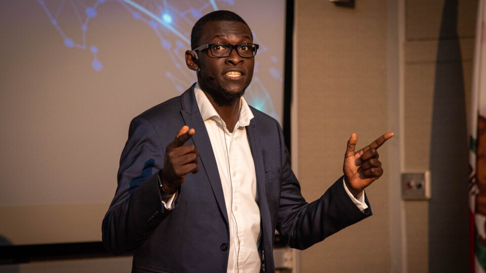 Dr Bashir Mohammed during a presentation. Image credits: University of Bradford