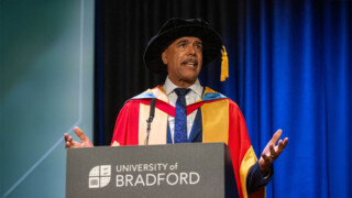 Chris Kamara has been awarded an honorary award as Doctor of Health by the University of Bradford. Images credit: KiranMehta@KM Images/University of Bradford 